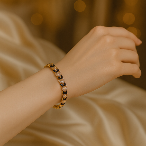 Luxury Sparkling Leaf Inspired Bracelet For Girls / Women